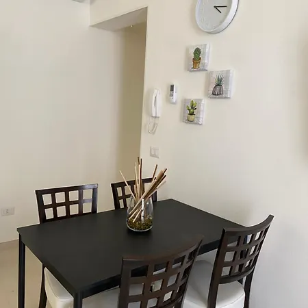 Le Buguse Apartment *